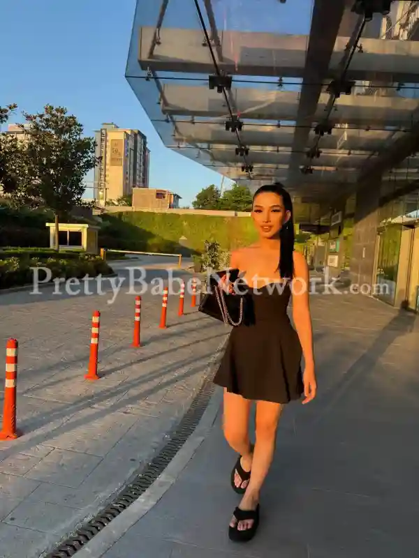 Foreign Turkish girl Özge is Looking for a Dating & Sex Companion around Mysore Road, Bangalore