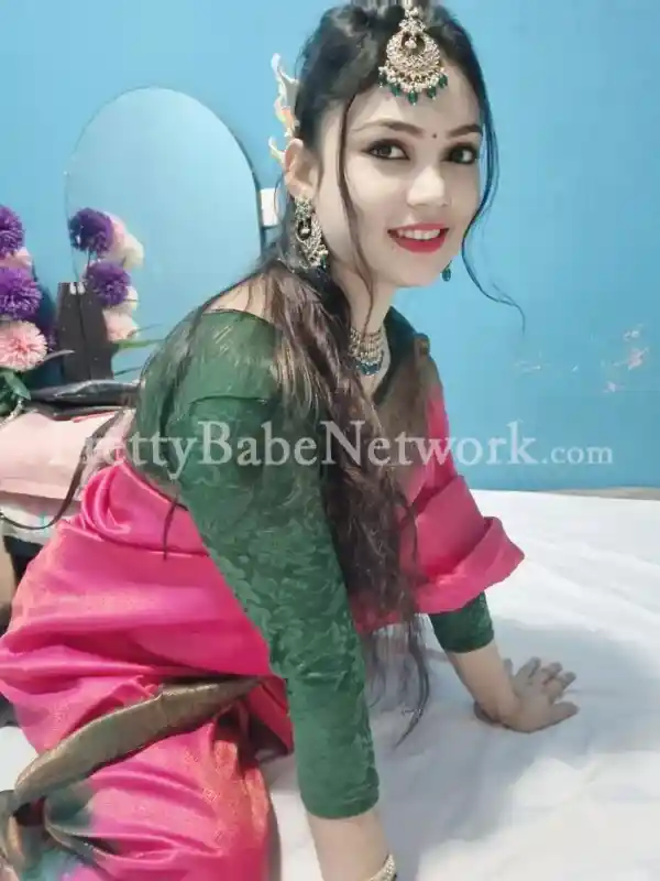 I am a 23-year-old Half Indian Half Vietnamese Girl in Bellandur, Bangalore