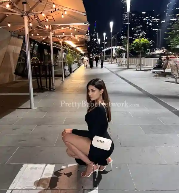 Diya College Going Girl, 23-year-old Sexy Beauty Young in Yeshwantpur, Bangalore