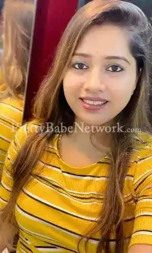 Local young sexy busty college-going call girls available in Adugodi, Bangalore, at a low price