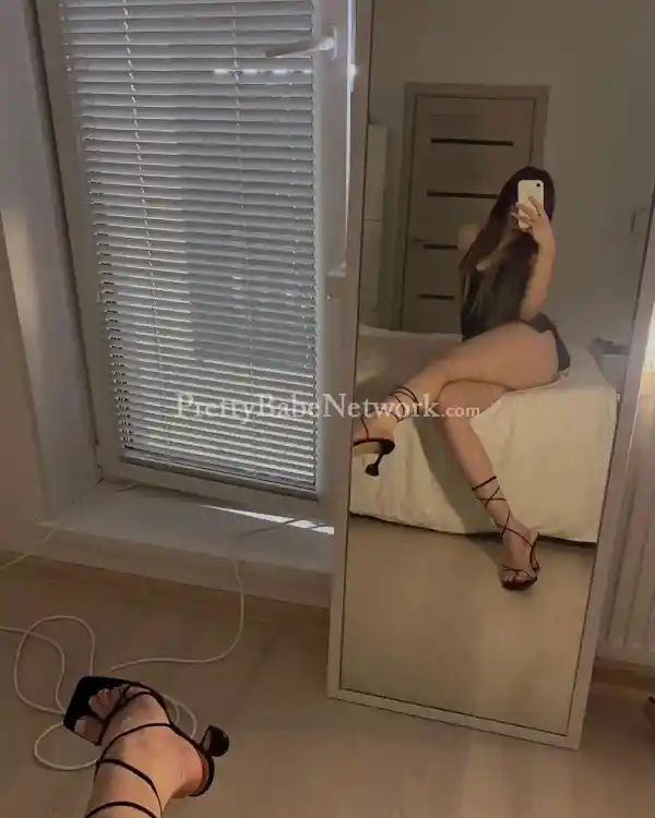 I Offer Escort Services near the Hyatt Centric Hotel, Bangalore