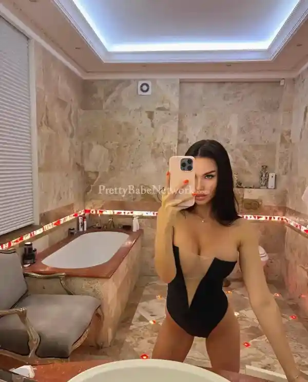 Daryna, Instagram Celebrity Escort Works Independently