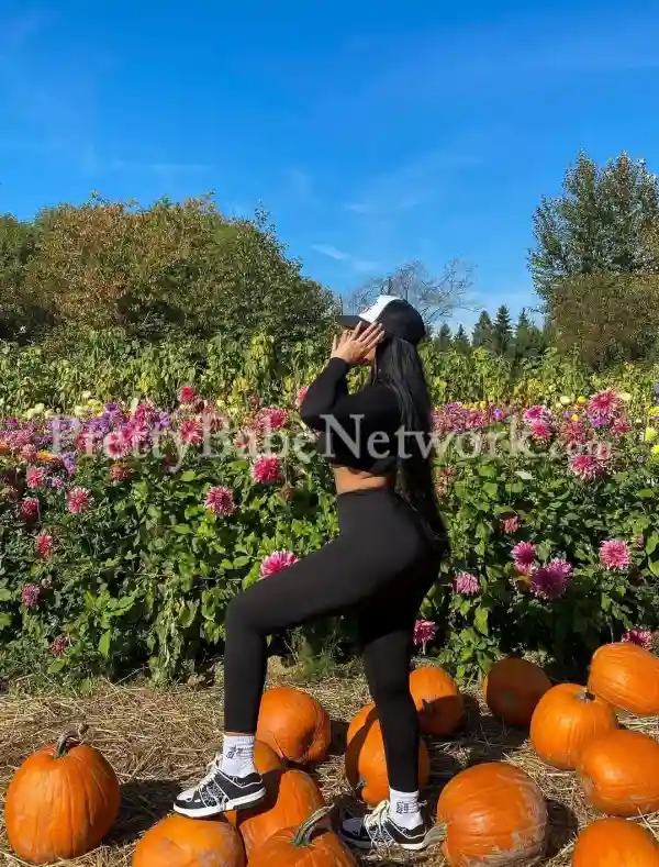 I'm Misha, an Instagram Fashion Creator - Celebrity Escort in Bangalore