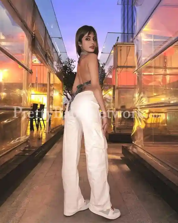 Meet Nikita, Model, Independent Escort in KR Puram, Bangalore, Available for a Real meet