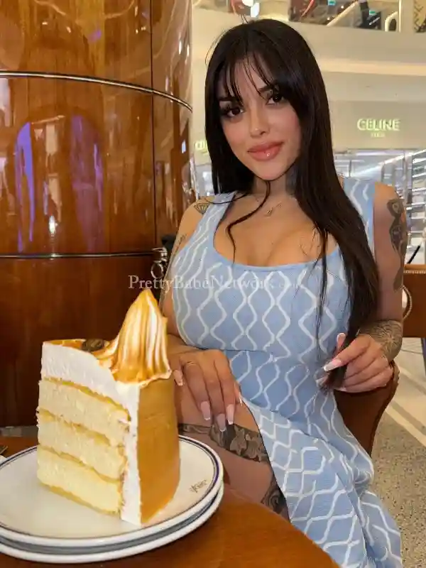 Meet 26-Year-Old Abramowa Russian Girl