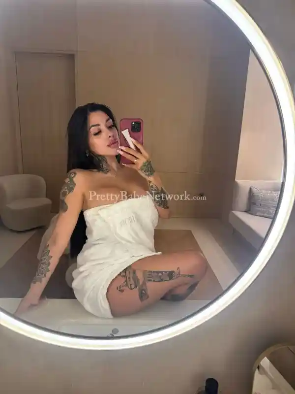 Meet 26-Year-Old Abramowa Russian Girl