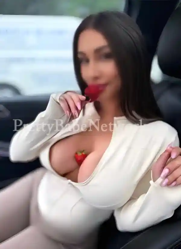 I'm Aisha Russian Escort in Kodihalli, Bangalore - Cash in Hand Service