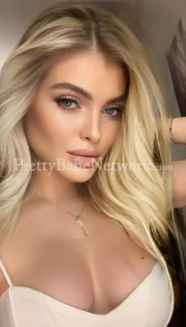 Russian Escort Anna in Indraprastha Nagar, Educated, Affordable, 24*7 Escort Service Available